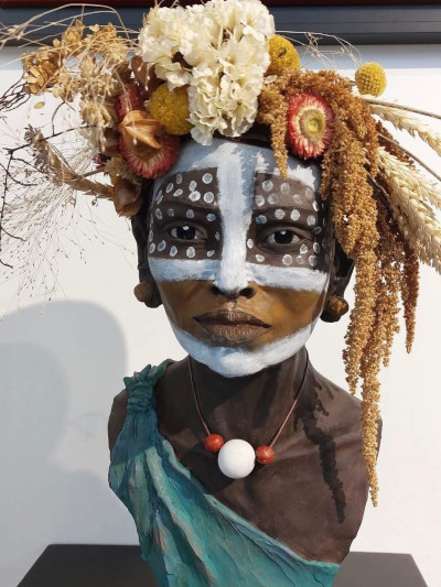 Galerie - sculpture - Rigat - peuple de omo - isabelle fisson